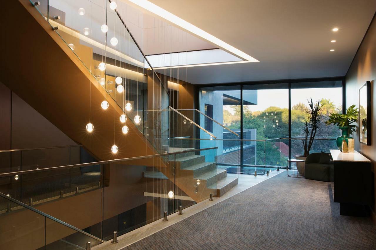 Home Suite Hotels Rosebank Joanesburgo Exterior foto